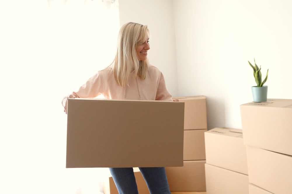 Comparaison entre la gestion locative immobilière en direct ou avec un prestataire : avantages et inconvénients