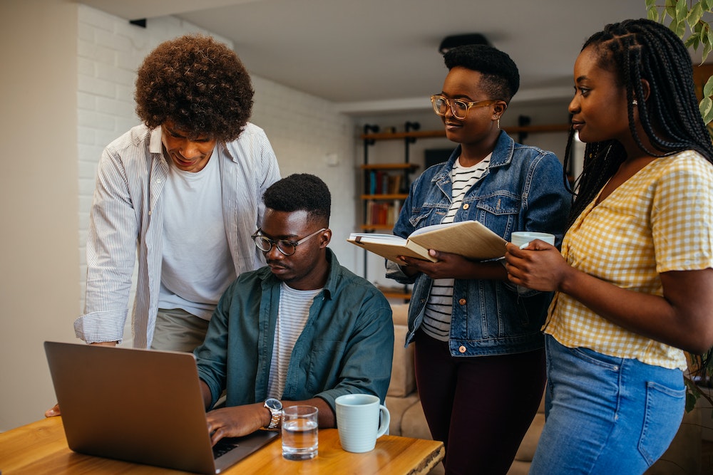 Comparateurs de bureaux à louer : révolution dans les pratiques de location d'espaces de travail
