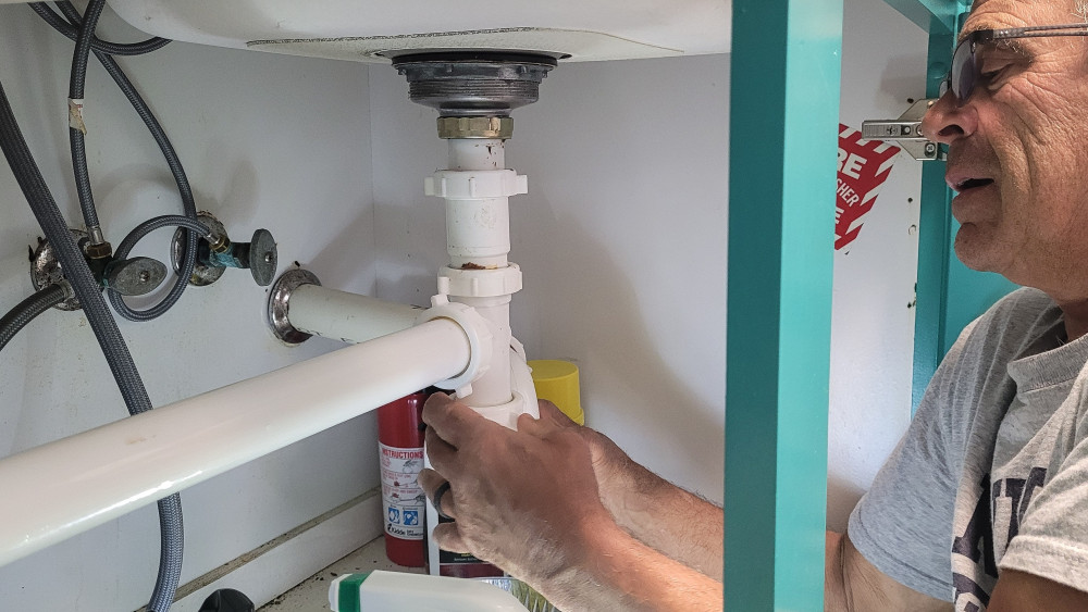Recherche de fuite d'eau: tout savoir sur l'assurance, les dégâts des eaux et les prix